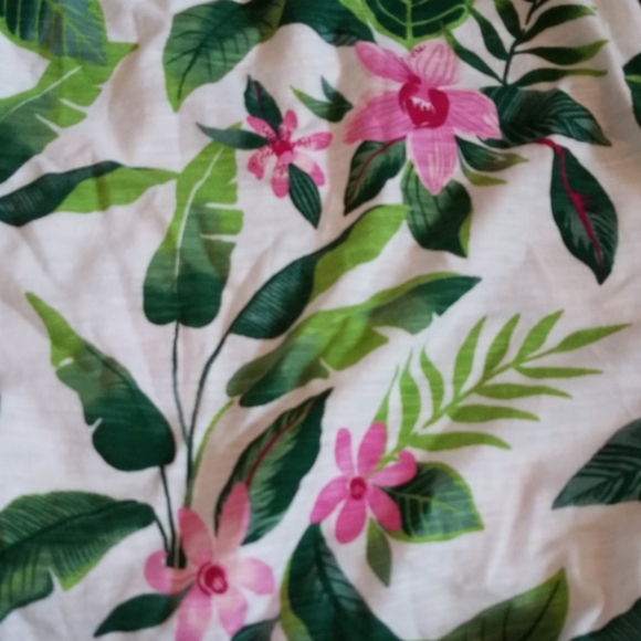 Girls flower top size L - Picture 2 of 3